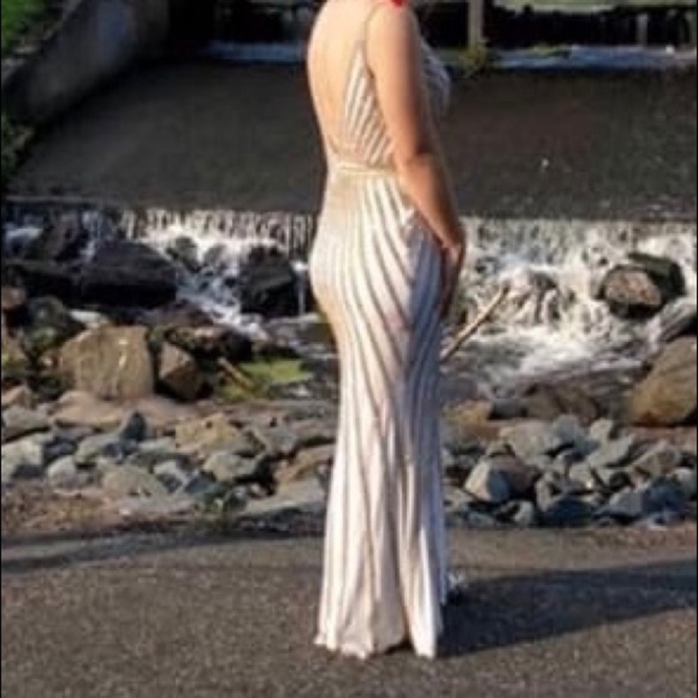 JOVANI PROM DRESS ✨ - Picture 3 of 4